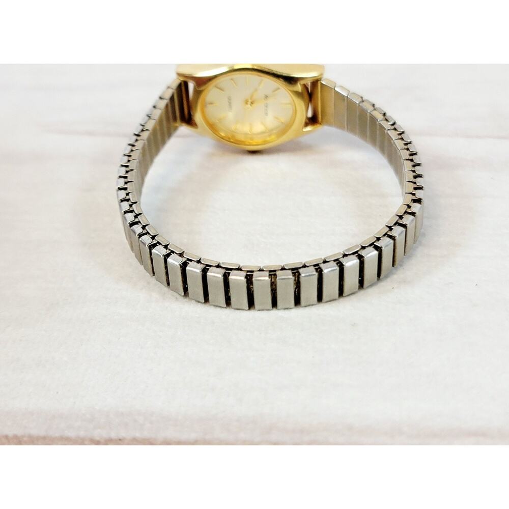Vintage Advance Women's Quartz Watch Gold Tone Band 20mm Case- New Battery - Picture 13 of 14